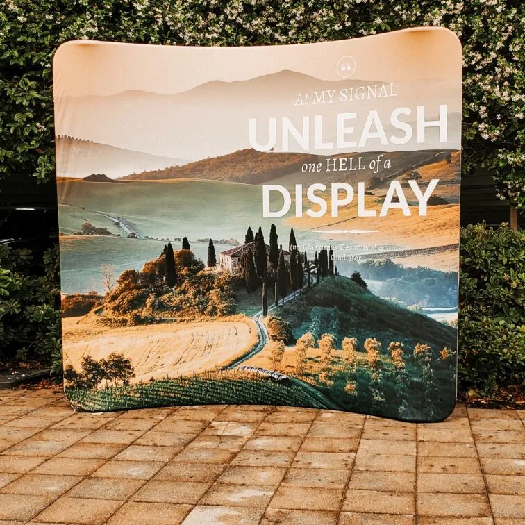 Large fabric standing sign