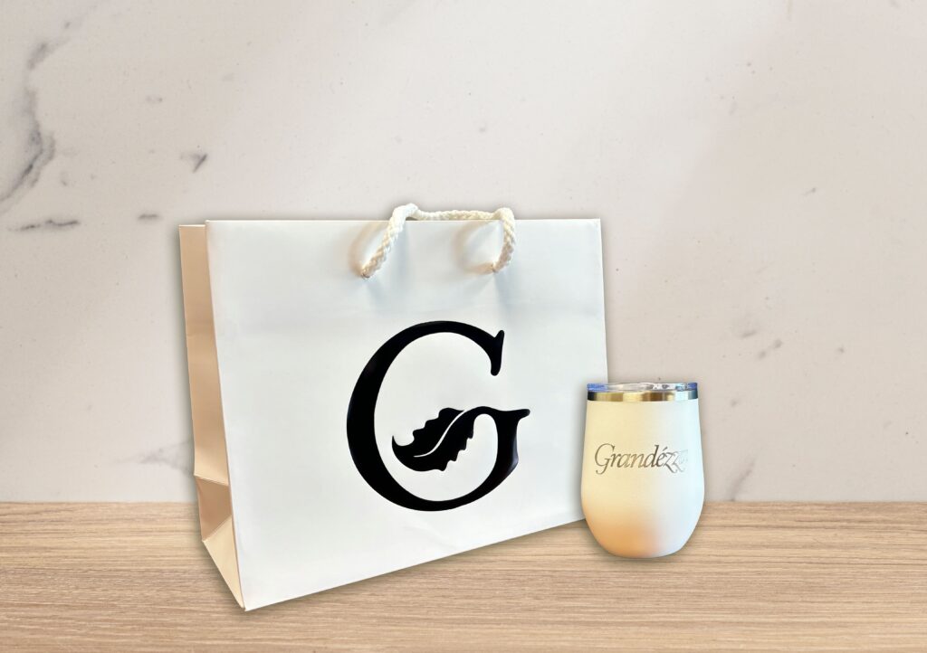 Club at grandezza black foil bag and white wine tumbler